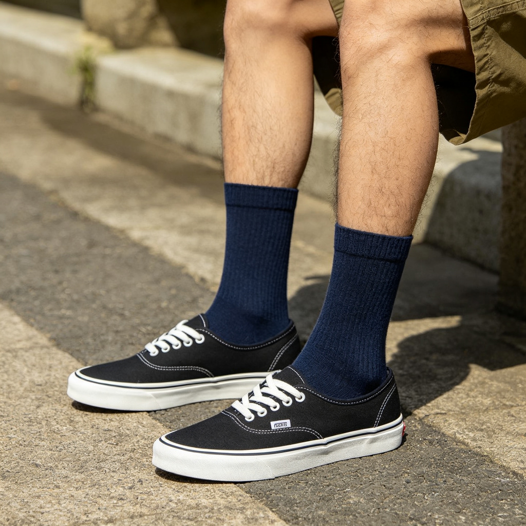 Navy Cotton Crew Length Socks – Bild 3