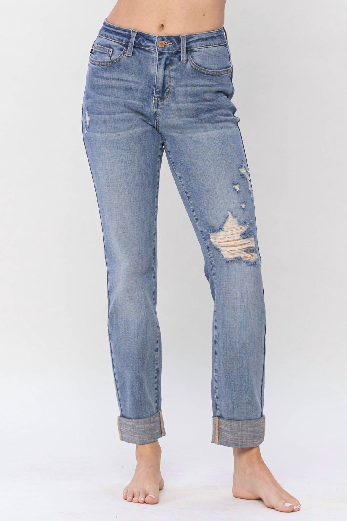 Mittlerer Bund Distressed Boyfriend Jeans in mittlerer Waschung