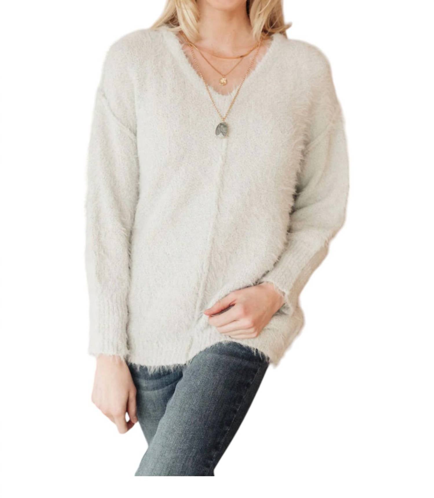 Fuzzy Wuzzy Pullover in frostigem Grau