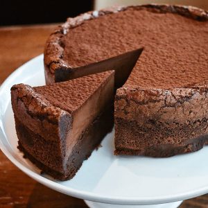Beatrix Tall, dunkler & schöner Schokoladenkuchen