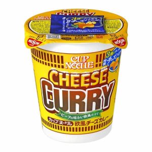 Nissin Cup Nudeln europäischen Käse Curry reichen europäischen Käse in Japan -tokyo Snack Land gemacht