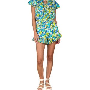 Chandler Short in Hidden Paradise