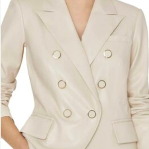 Inez Blazer aus veganem Leder in Ecru