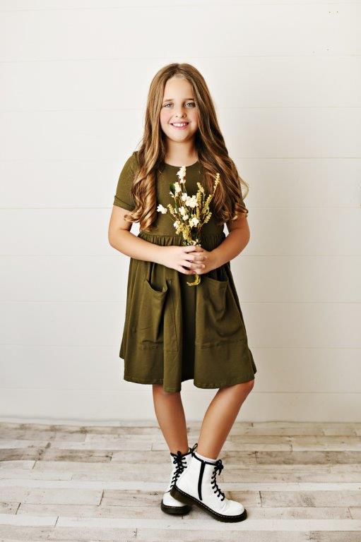 Oliv Twirl Kleid