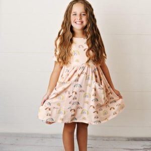 Regenbogen-Twirl-Kleid