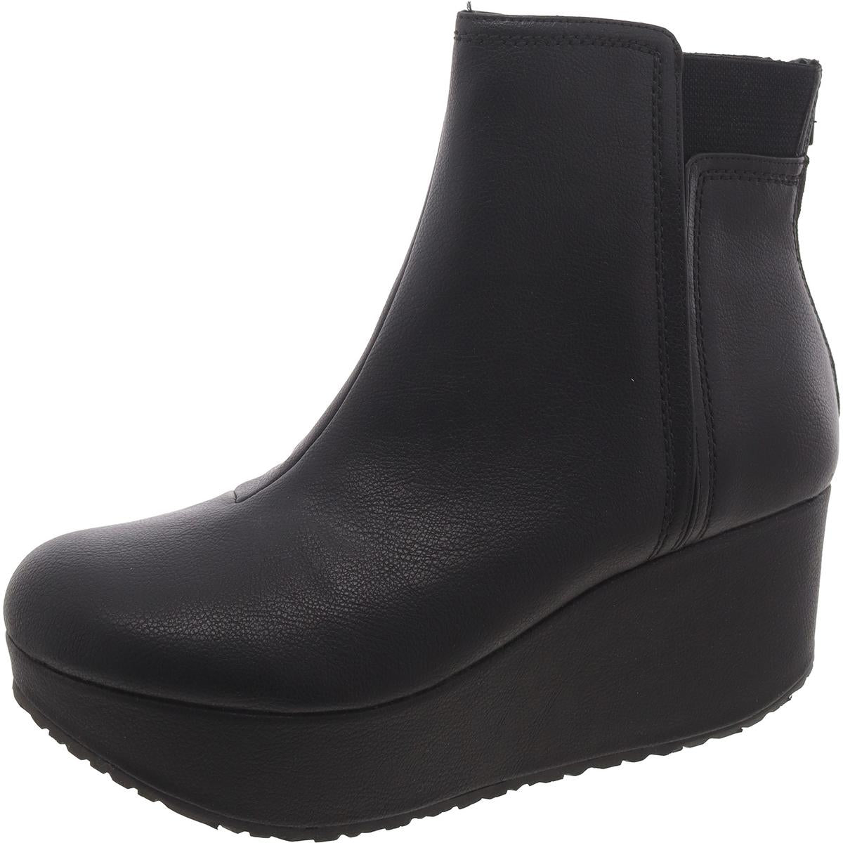 Halbhohe Stiefel von Brittany Wedge