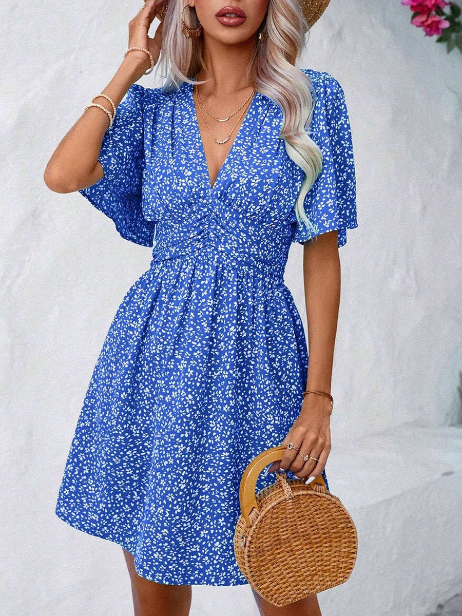 Bedrucktes Minikleid mit V-Ausschnitt