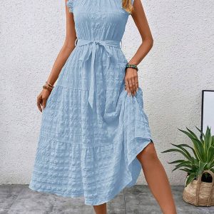 Geknotetes Midikleid mit Flügelärmeln und Rüschen