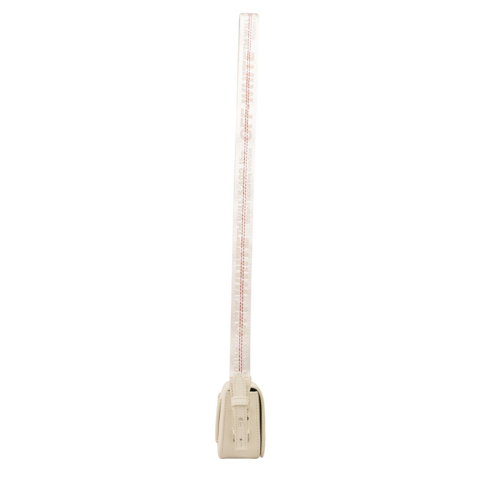 Weiße diagonale Baby Flap Tasche
