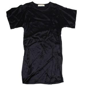 Marineblaues T-Shirt-Kleid aus Satin