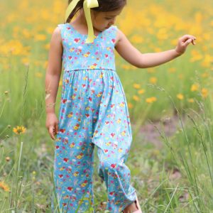 Strampler aus Bambus mit Boho-Blumenmuster