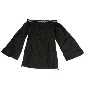 Schwarzes Kleid mit U-Boot-Kragen