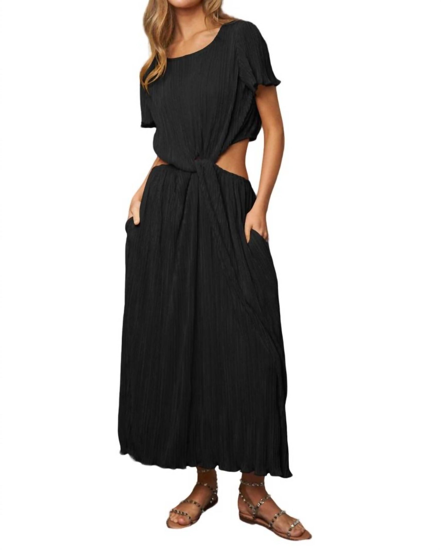 Tasche voller Sonnenschein Plissee Kleid in schwarz