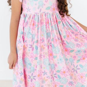 Beachy Blooms Twirl-Kleid mit Flatterärmeln