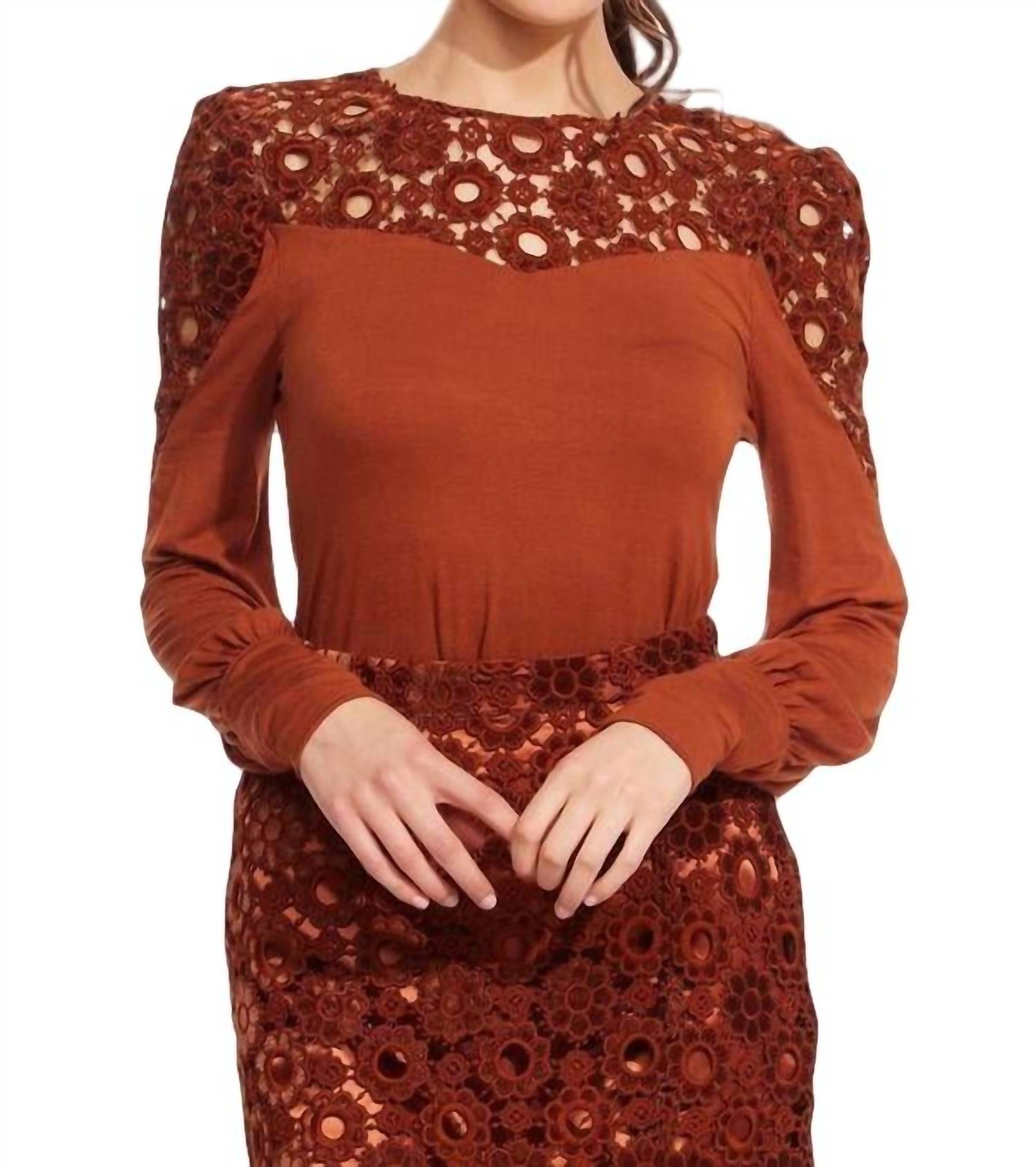Cuvee-Bluse aus Sumatra-Spitze