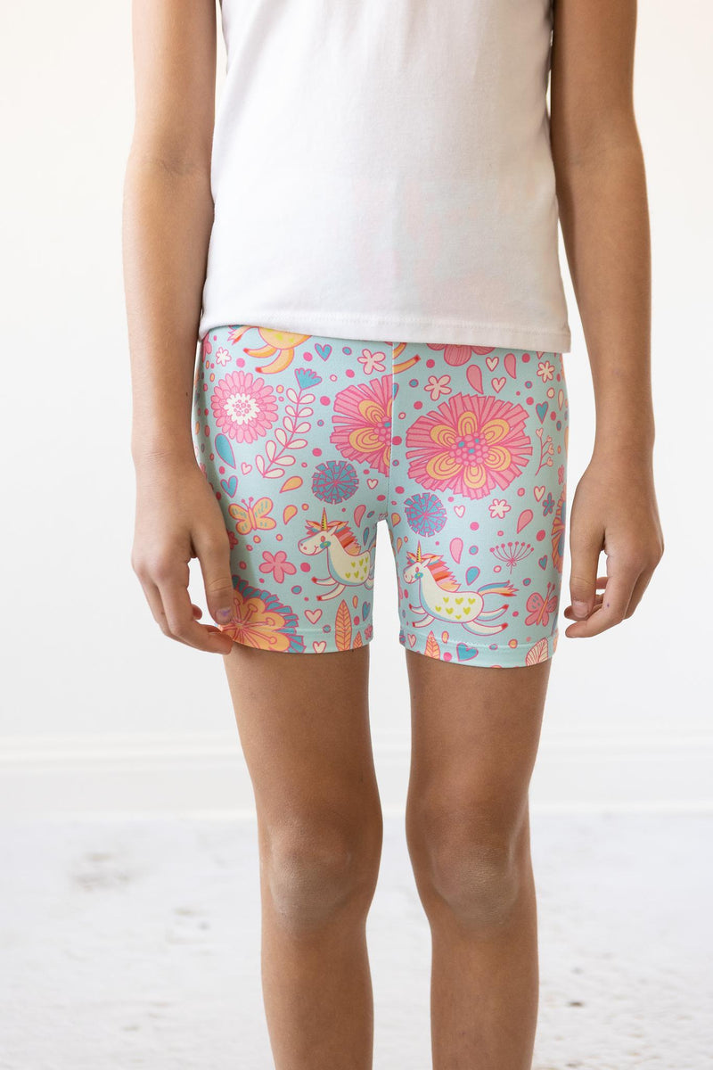 Blaue Retro Einhörner Twirl Shorts