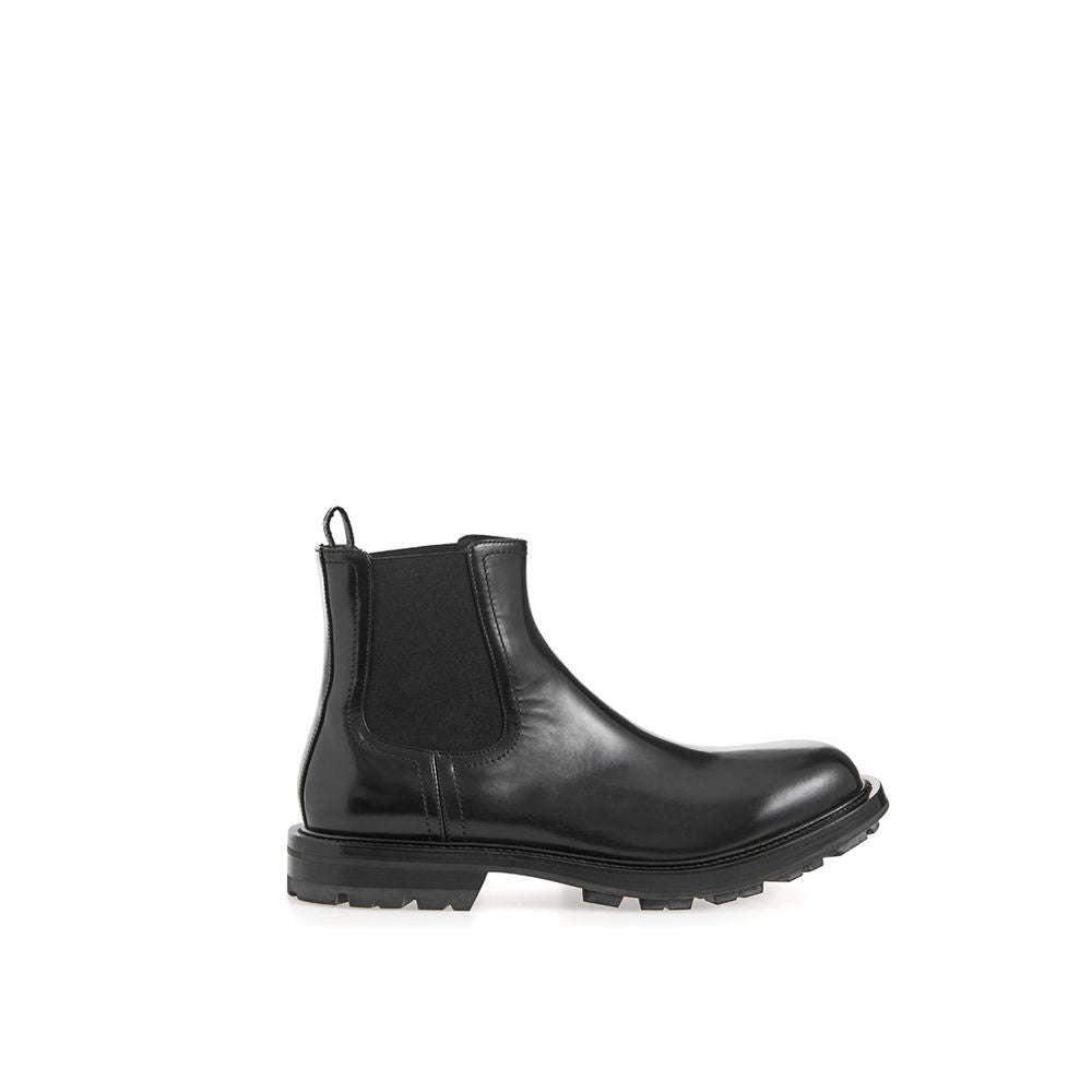 Alexander McQueen Steigern Sie Ihren Stil mit zeitlosen Herrenstiefeln aus Leder