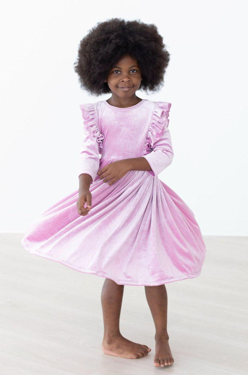 Nelke Rosa Samt Rüschen Twirl Kleid