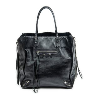 Papiertasche mit umlaufendem Reißverschluss im A5-Format