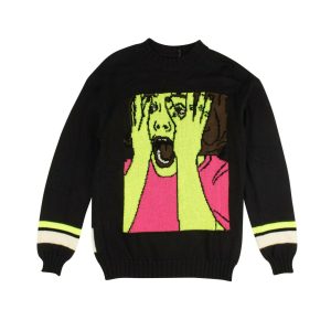 Schwarzer Pullover mit schreiendem Gesicht