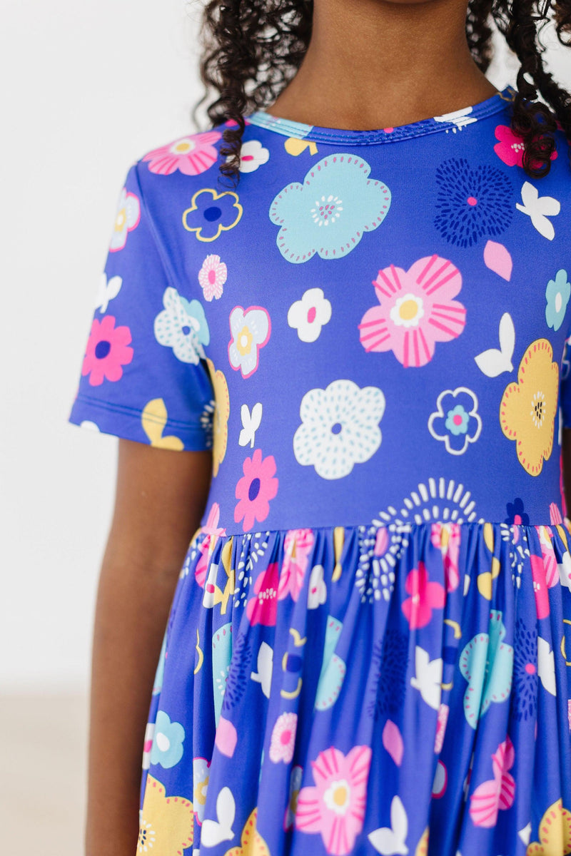 Blumen Frenzy S / S Tasche Twirl Kleid