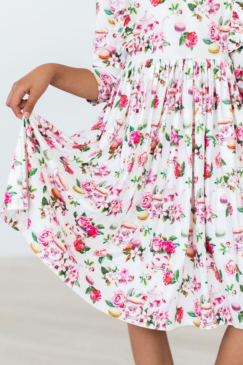 Macarons & Tee Rüschen Twirl Kleid