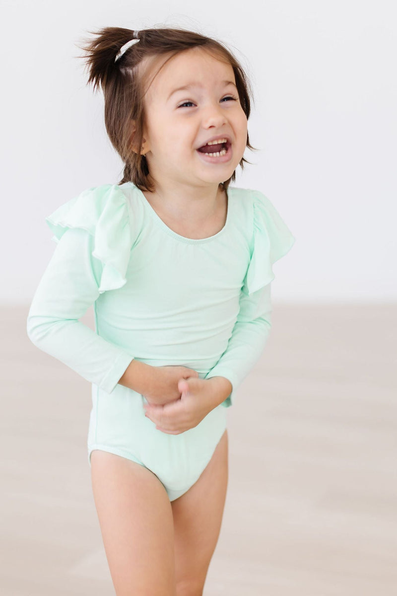 Pastellgrünes L/S Flutter Ärmel Trikot