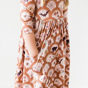 Hocus Pocus Twirl-Kleid mit 3/4-Ärmeln und Taschen