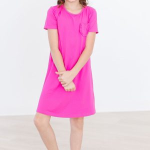 Pinkfarbenes T-Shirt-Kleid