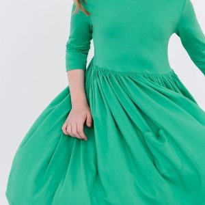 Kelly Green Twirl-Kleid mit 3/4-Taschen