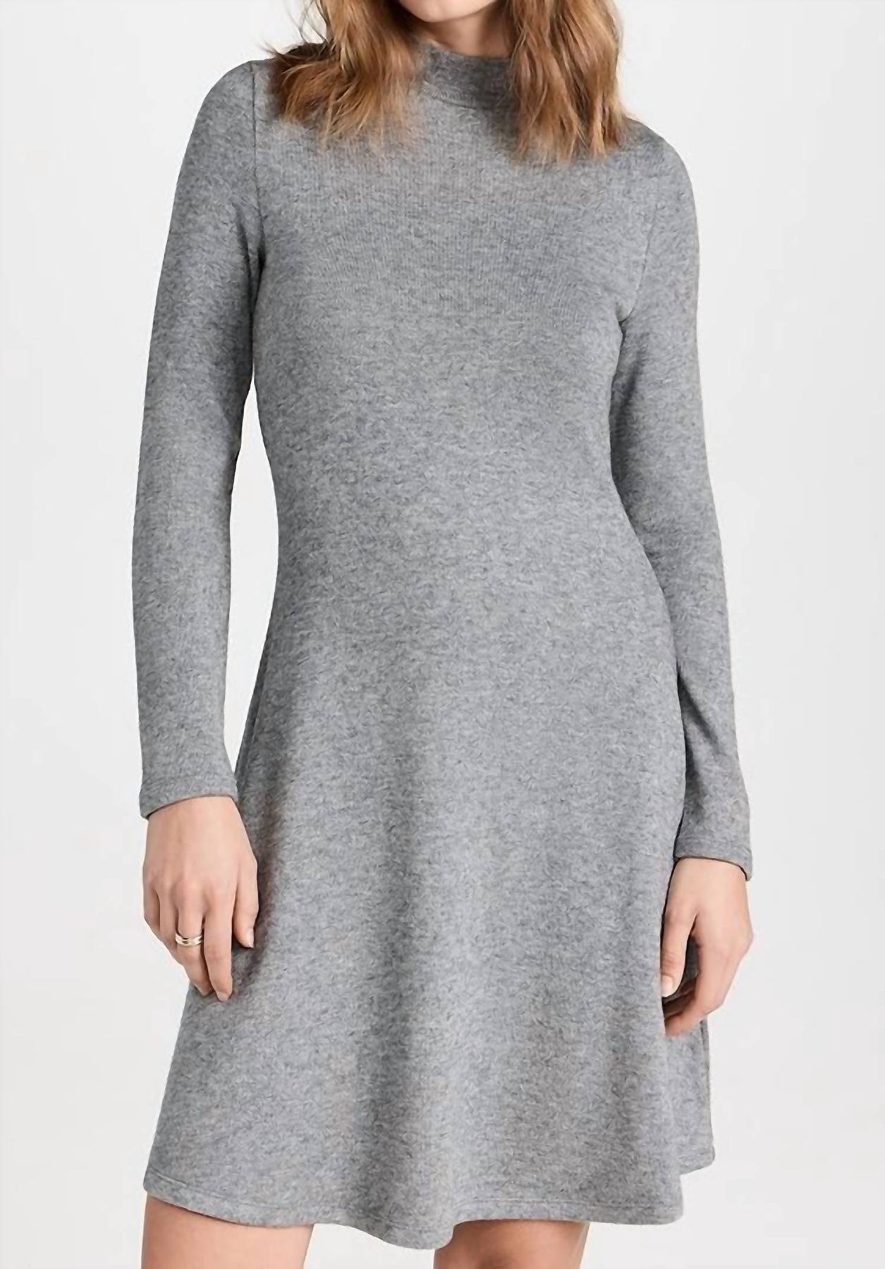 Langes Ärmel kurzes Pullover Kleid in Silber Staub