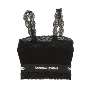 Schwarzes Spitzen-Crop-Top für Sensitive Content. Schwarzes Spitzen-Crop-Top