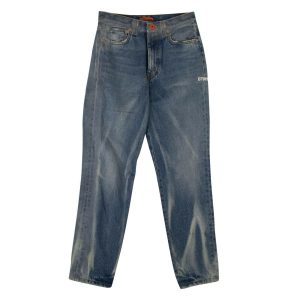 Blaue Damenjeans mit geradem Bein