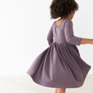 Violettes 3/4-Tasche-Twirlkleid im Vintage-Stil