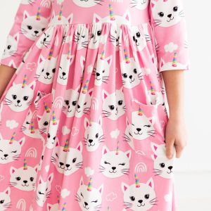Unicorn Kitties Twirl-Kleid mit 3/4-Ärmeln und Taschen