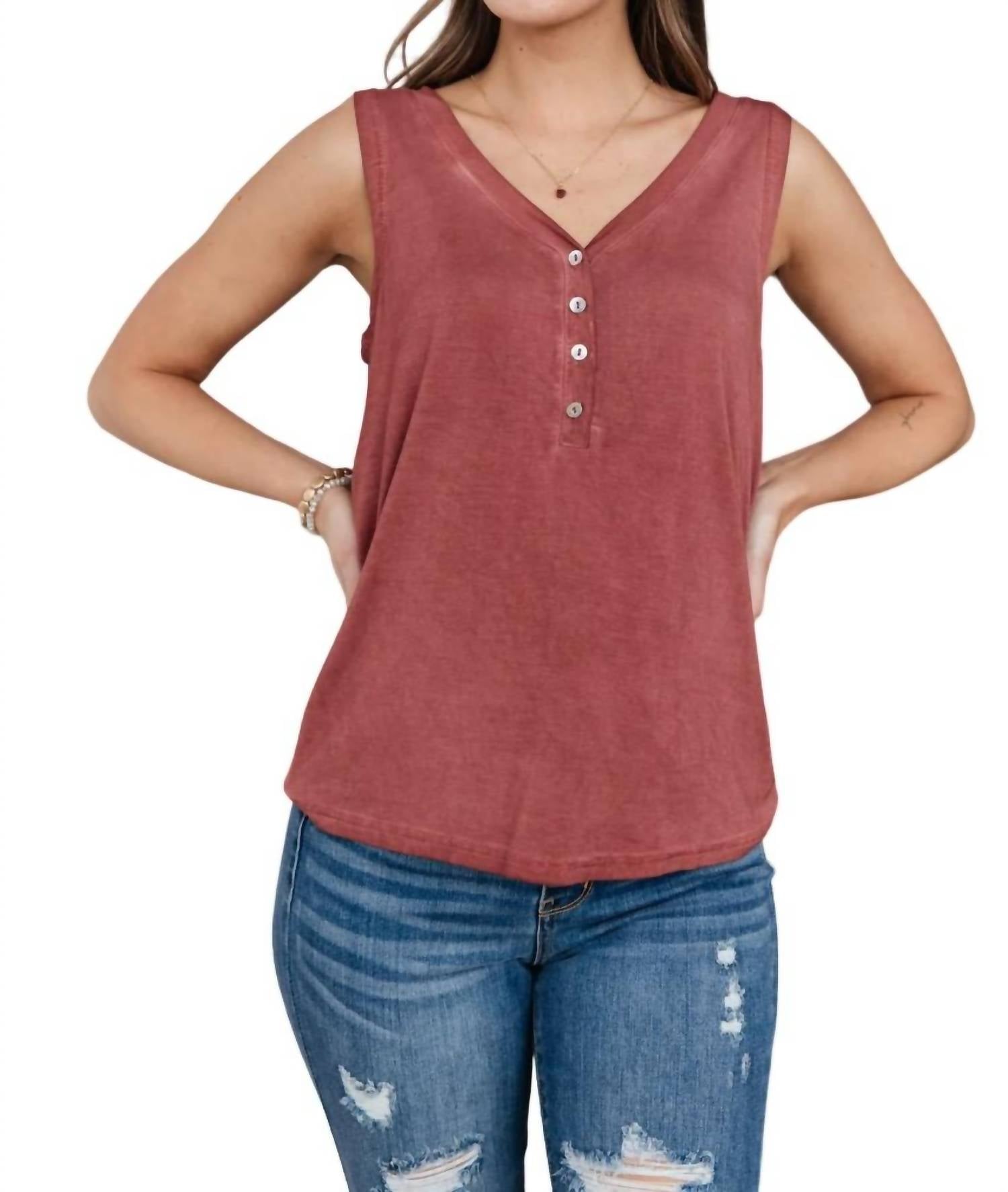 Funktionelle Knöpfe Top In Desert Roses
