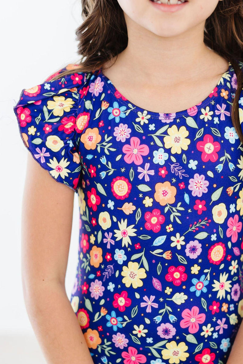 Wählen Sie ein Posy S / S Flutter Ärmel Trikot