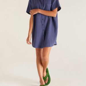 Cyrus Gazekleid in Dusty Marineblau
