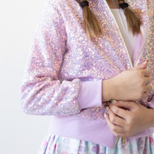 Lavendelfarbene Paillettenjacke