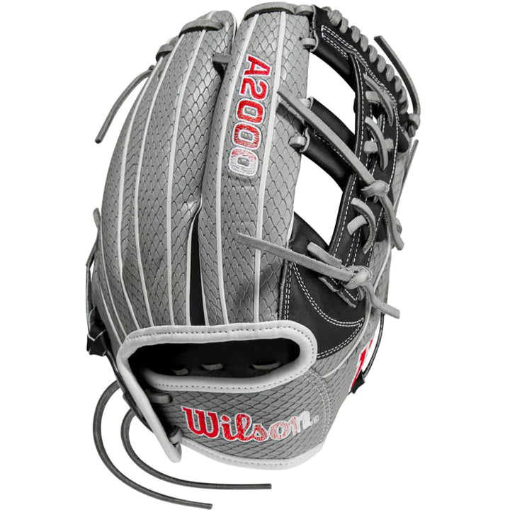 2023 Wilson A2000 FP75 Superskin 11.75′′ Fastpitch Softball Handschuh