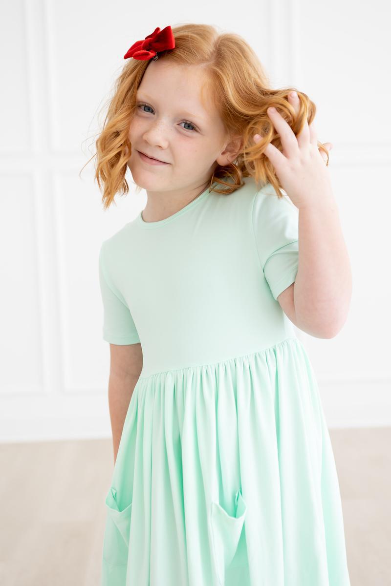 Pastellgrünes S/S Tasche Twirl Kleid