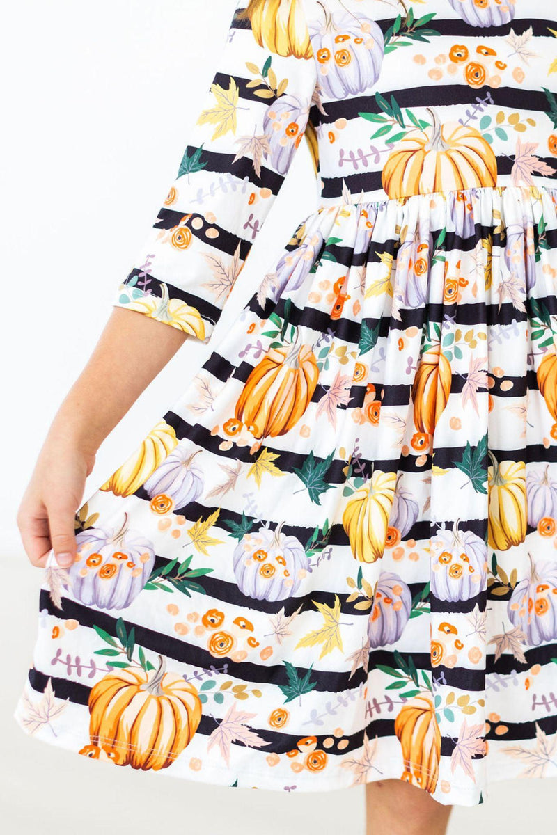 Pumpkins & Peonies Twirl Kleid