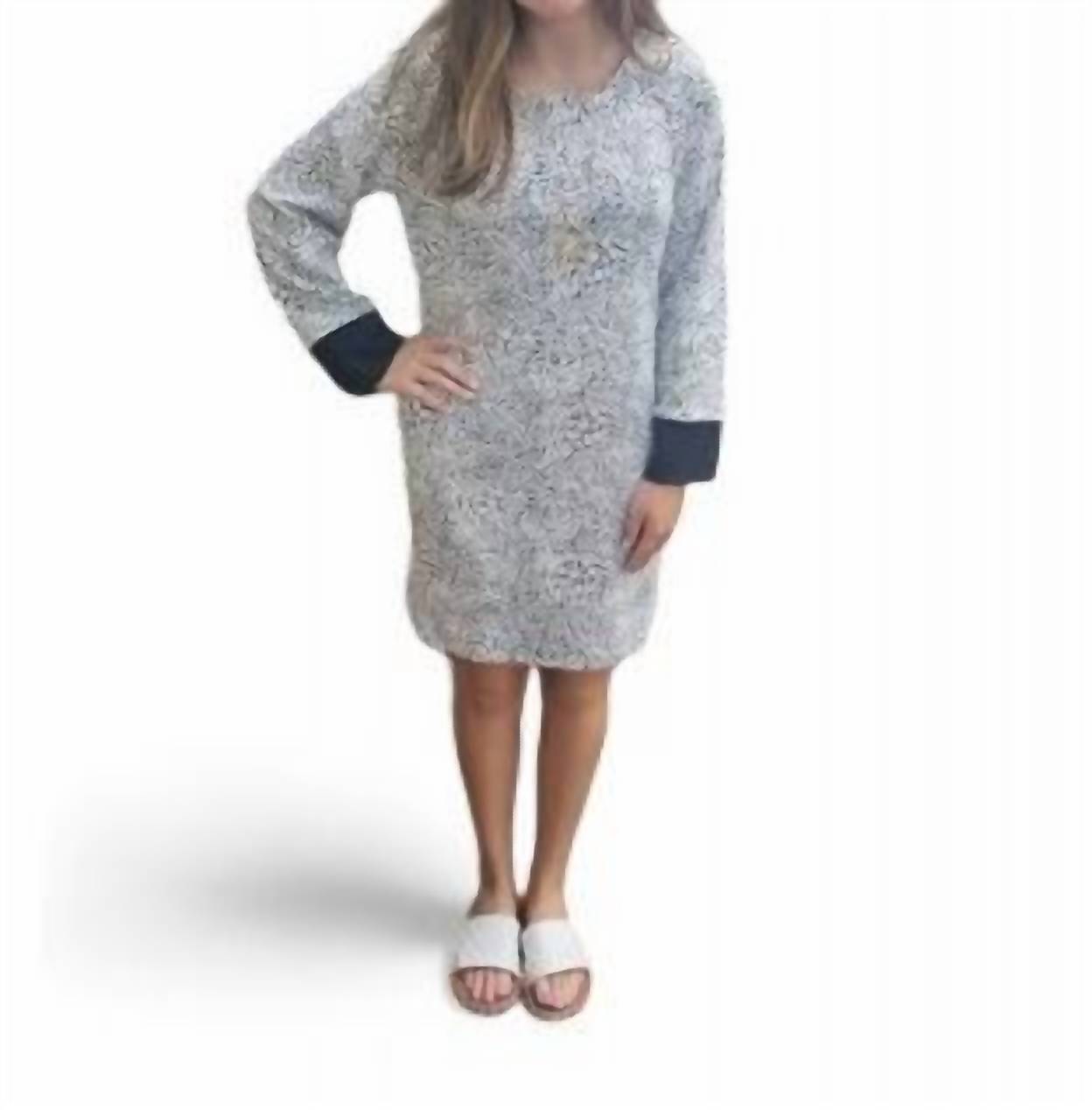 Marbled Pullover Kleid in Schwarz/Weiß