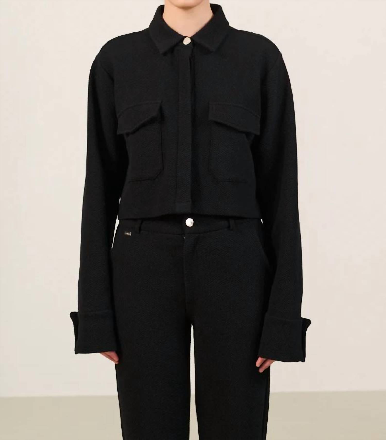 Moon Klassische Kurzbluse in Schwarz