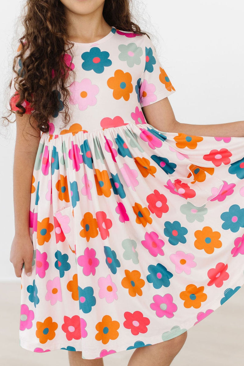 Retro mit Blumenmuster S / S Tasche Twirl Kleid