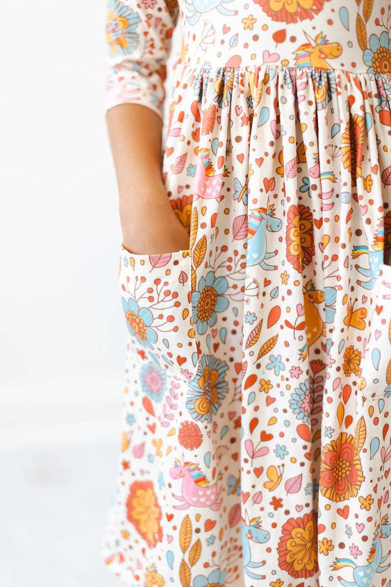 Retro Einhörner 3/4 Ärmel Tasche Twirl Kleid