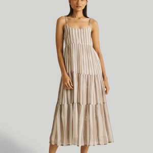 Strappy Tiered Maxikleid in beige Streifen