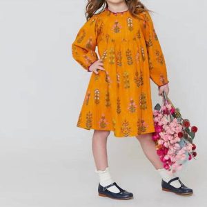 Brayden-Kleid für Mädchen mit goldenem Feldblumenmuster