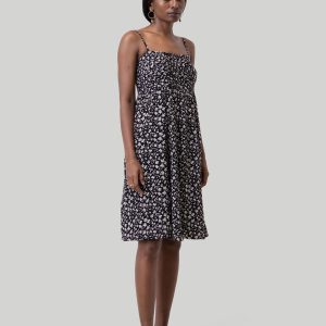 geraffte Strappy Mini schwarz Blumenkleid