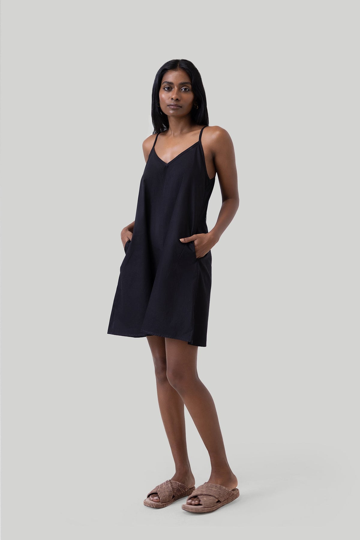 Kurzes Kleid in Schwarz